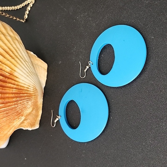 Turquoise Blue Wood Mod Circle Hoop Earrings - Picture 3 of 6